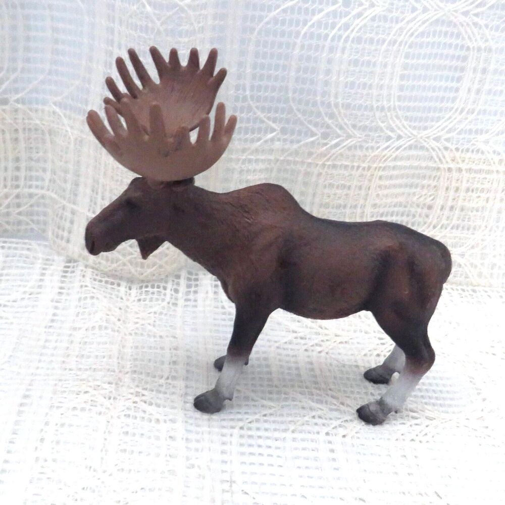 MOJO Bull Moose w/ Antlers Plastic Animal Wildlife Figure 2013 Toy Collectible